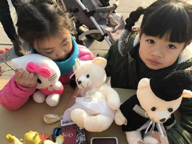 你的育儿经|“不问就拿这是偷”，宝妈擅自将玩具送人，5岁儿子的话很扎心