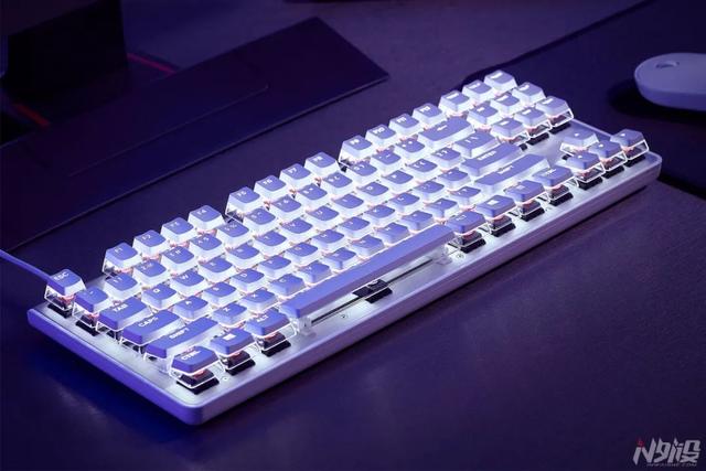 G.Skill推出水晶双拼机械键盘键帽套装