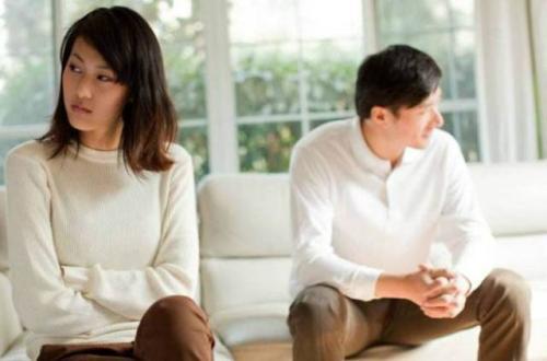「超级宝妈」爸爸姓“秦”，给儿子取一名，妈妈当场发怒：过来，保证不打死你