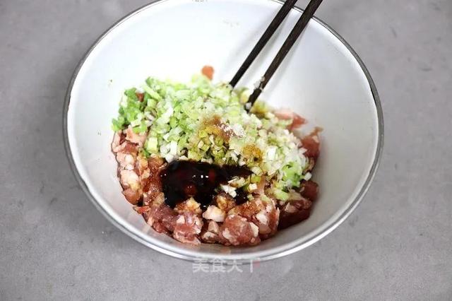 胡萝卜这样做，香嫩可口，好吃又好看！再也不怕熊孩子挑食了