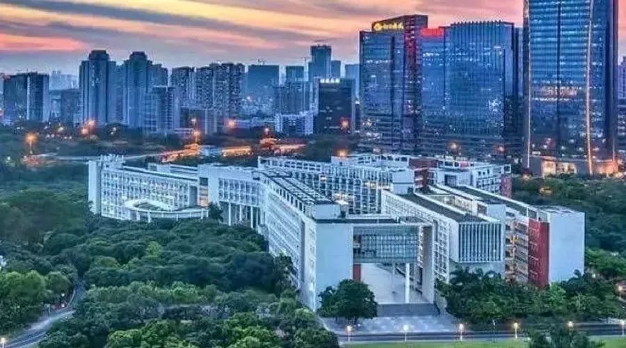 暖先生格调▲看完这些最美大学，我决定今晚再多学1小时！