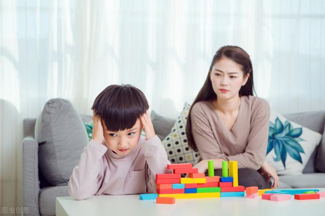 伐木累|妈妈咆哮式陪娃激怒邻居,8步学会高质量陪写作业,从此母慈子孝