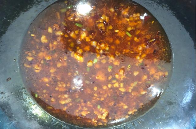 麻婆豆腐在家这么做，麻辣鲜香，不愧为下饭界“扛把子”