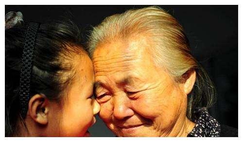 #你的育儿经#教育案例分析：为什么孩子会越哄越哭？