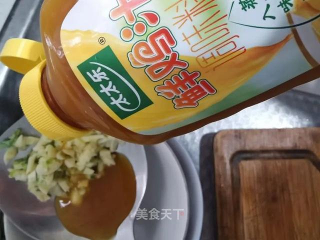 鸡汁锅塌豆腐：外酥里嫩，鲜美可口，给肉都不换