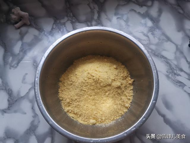 1碗玉米面3棵青菜，不烤不烙做法简单好吃，钙质高比蛋糕有营养