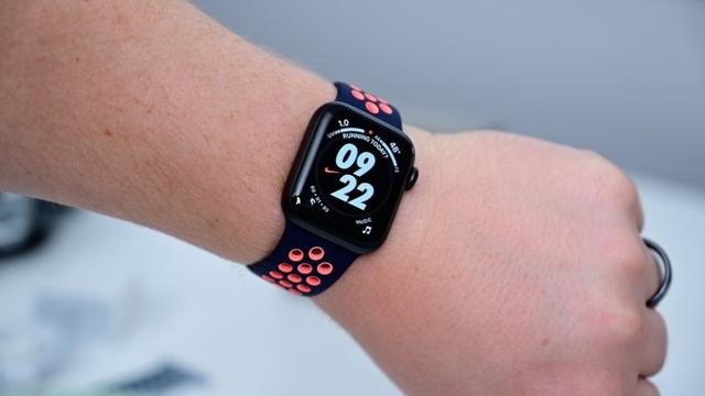 新专利显示Apple Watch表带可以提供隐藏式电池 增强健身追踪功能