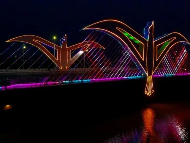 「世界那么大」盘点濮阳颜值最高的三座桥，每一座都美轮美奂