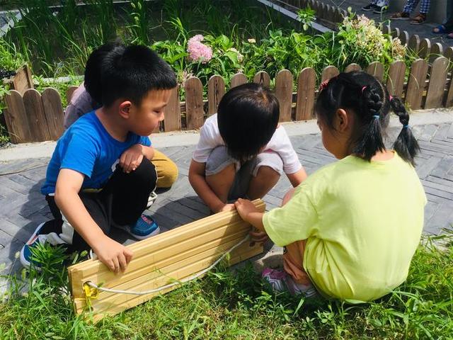 小酒窝|真有意思！这家幼儿园开了个“插秧课”，孩子们报名踊跃