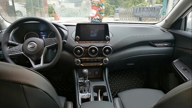 省油和舒适才是家用车的王道，新款日产轩逸车主用车点评