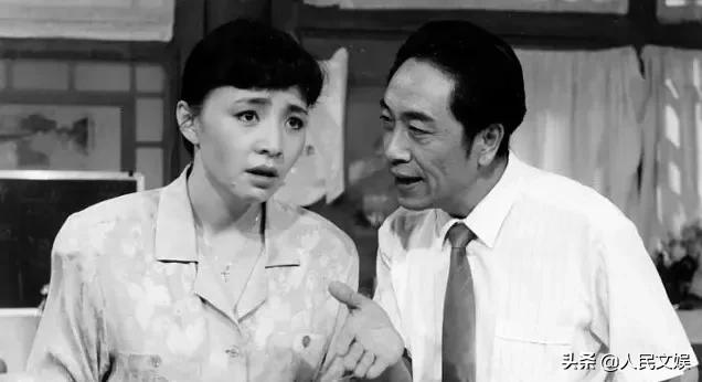 蠢萌小萝莉|《我爱我家》这是什么神仙剧：夏雨、姜文“只配露脸”，冯小刚、陈凯歌观众席打call，王朔幕后策划