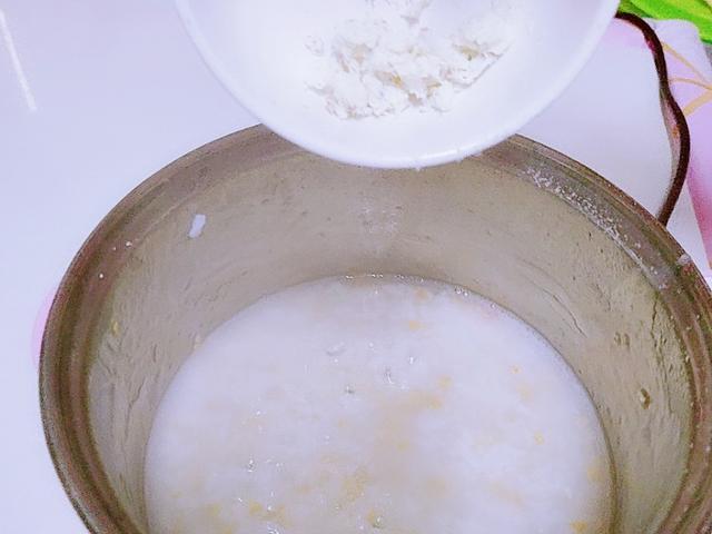 [你的育儿经]辅食贴士|这款肉嫩鲜美的鳕鱼菠菜粥来帮你打开你家宝宝的胃