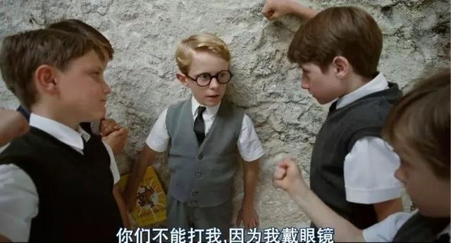 超级宝妈:女儿被欺负妈妈打回去,对方爸爸:小孩子打架很正常,大人别掺和