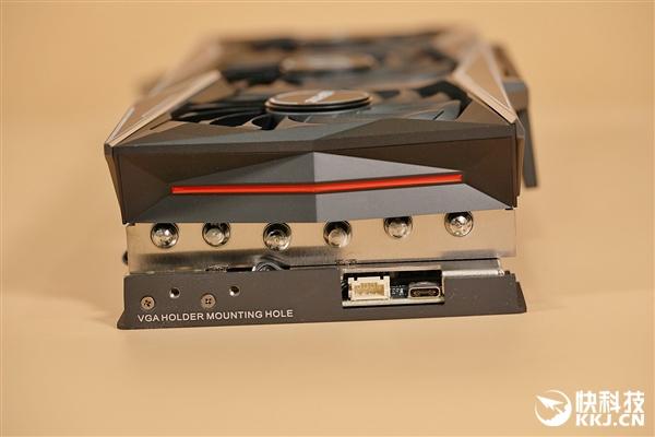 配备可翻转LCD屏 七彩虹iGame RTX 3090 Vulcan OC显卡图赏