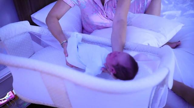 你的育儿经▲剖腹产宝宝出生后“眼神杀”太霸气，我不哭，网友：惹不起