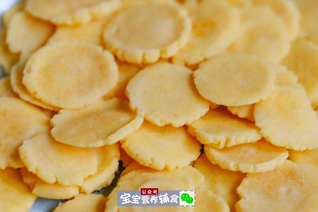 「超级宝妈」春季吃它正合适，一口平底锅就能做！宝宝舔着手指吃光宝宝辅食