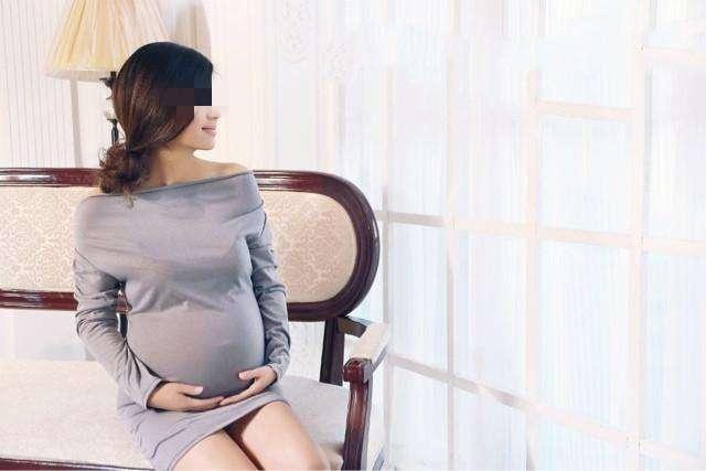 「超级宝妈」腆肚孕妇也是一道风景，腆着大肚子仍然风姿绰约！