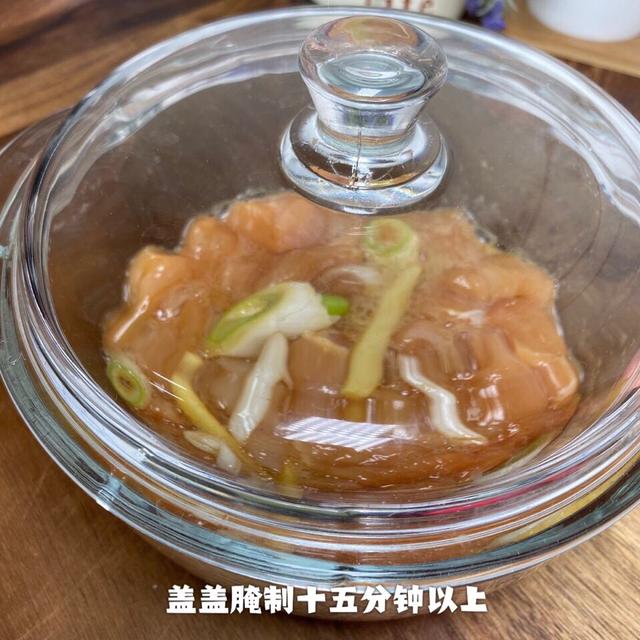 #你的育儿经#别在外面买了，自己在家做的才健康，外酥里嫩非常好吃
