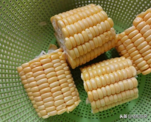 三九天，天气寒冷，排骨和它一起炖，汤汁鲜美，冬季吃正合适