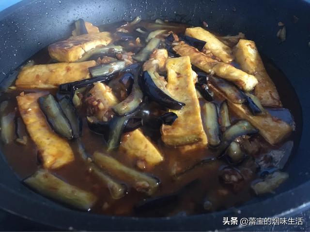 「超级宝妈」春天，多给孩子做这道菜，孩子胃口大开吃嘛嘛香，个头蹭蹭往上蹿
