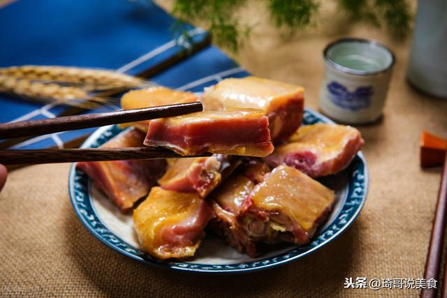 备年货，不光是腊肉，这4种腊货也要有，满满柴火味道，年味十足