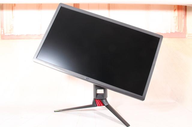 ROG：游戏装备，华硕称雄；4K电竞，谁与争锋