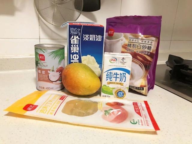 爱在屋檐下|团长小厨房丨又想吃又怕胖，不如做份少糖的甜品给娃吃吧