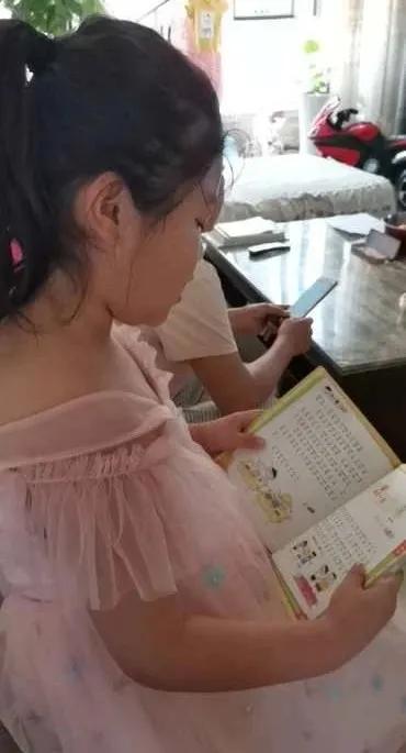 你的育儿经|「承德高新区阳光四季小学 班级特色活动」书香飘万家 阅读润童心