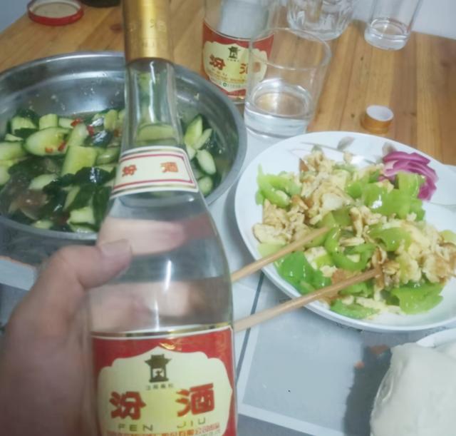 3款白酒里的口粮王，都在60元左右独领风骚，看看你喝过吗？