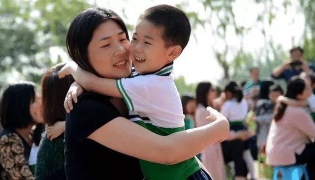 超级宝妈▲这几个特征，孩子12岁前能占一条，长大后多半能取得非凡成就
