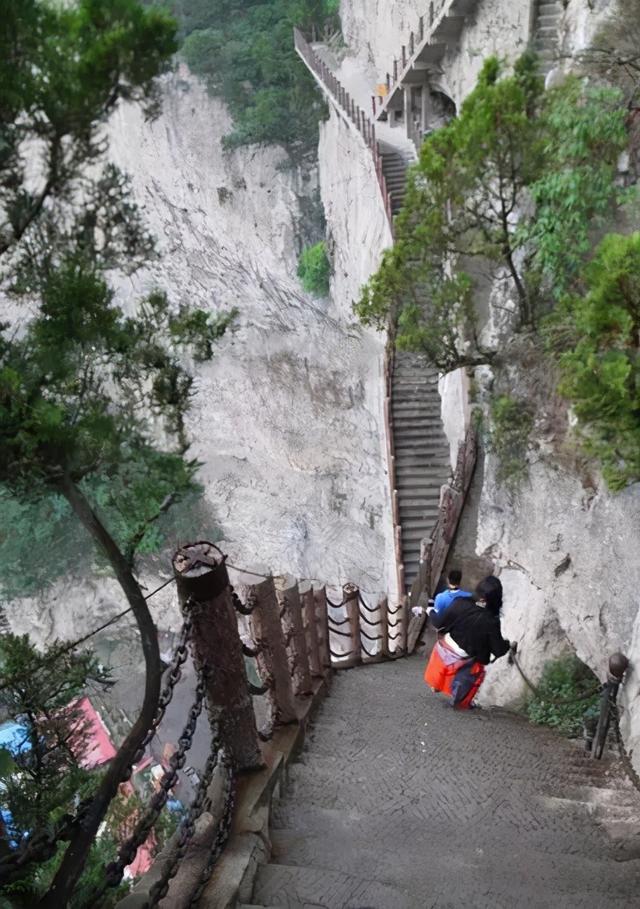 罕见！山西一小寺庙里竟有至少15座肉身佛