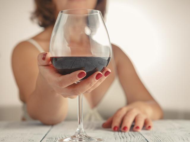 睡眠影响寿命长短？提醒：睡前8个坏习惯，若你中招了，趁早改