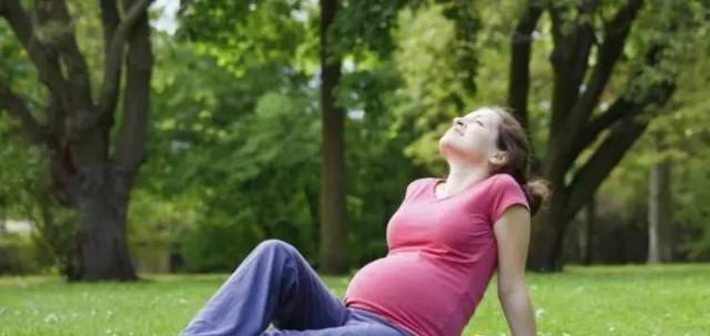 你的育儿经|生孩子去妇幼保健院好还是人民医院好？医生是这样说的，受教了
