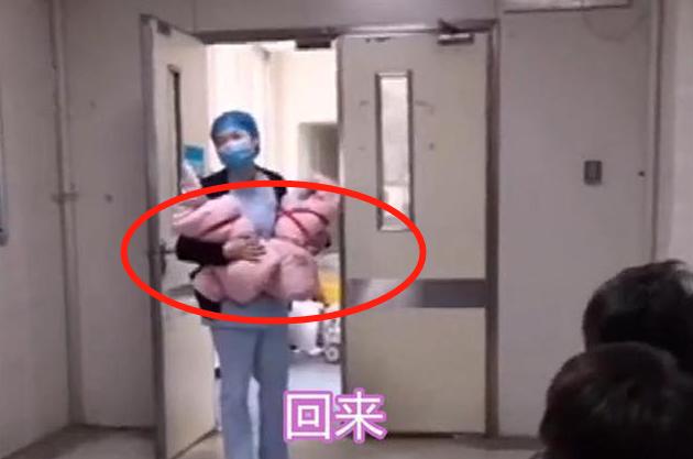 你的育儿经■护士报喜生了双胞胎儿子,爸爸看后却拔腿就跑,网友:换我我也跑