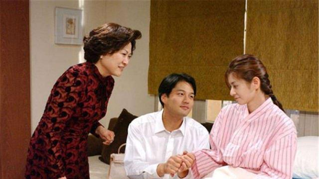 「超级宝妈」月子期间“靠己不靠人”!产后妈妈提前备好3样法宝,省时又省力
