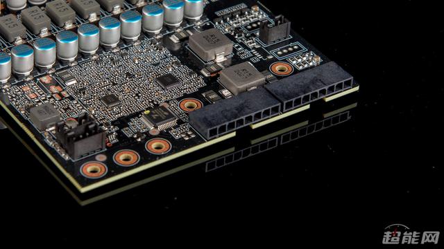 技嘉RTX 3080 VISION OC雪鹰显卡评测