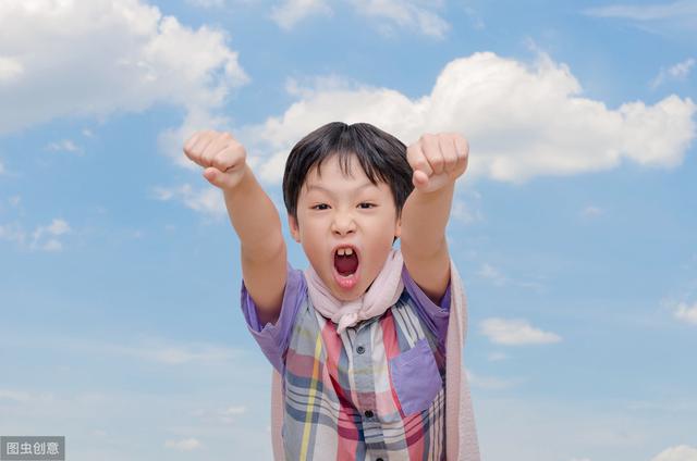 【超级宝妈】3岁娃一顿吃7个鸡蛋,夸孩魔为了夸娃啥都敢说,你身边有夸孩魔吗