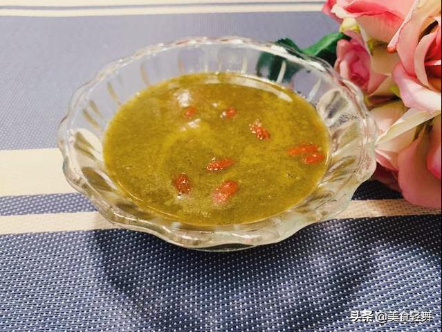 剩米饭该怎么办？教你1妙招，秒变美味早餐不浪费，全家人很喜欢