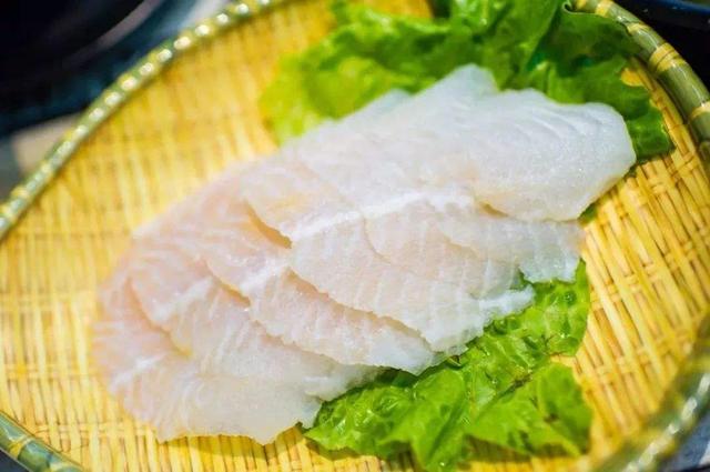 教你泡椒龙利鱼的秘制做法，爽口美味又营养解馋，家里人特喜欢