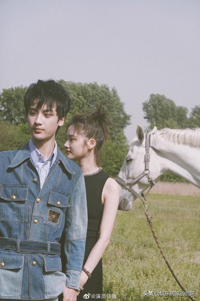 “怀吉”边程直播狂怼人,网友:演技好,家教差资讯早知道