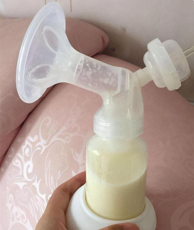 多余的母乳可以给老公喝吗？不妨听听过来人怎么说，别做错了后悔