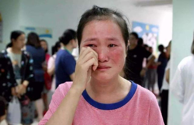 『超级宝妈』孕妈月子没坐完又住院，婆婆骂她真多事，儿媳：生气就找你儿子