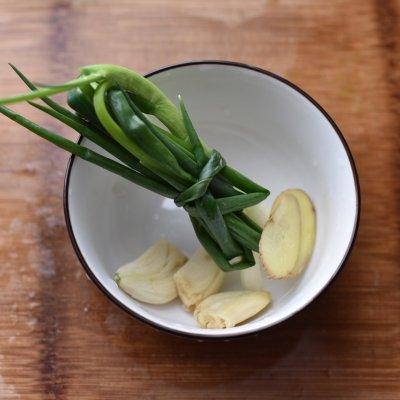 吃货们决不能错过的招财进鲍（宝）红烧肉