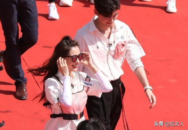 跑男最新路透照,蔡徐坤搭档何穗一队,看到程潇队友粉丝放心了电影工厂