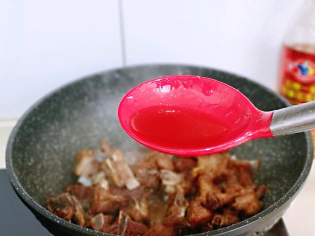 家常版的糖醋排骨，简单易做，鲜香入味，好吃得不得了