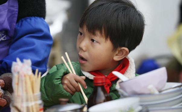 这些“糊弄早餐”很多孩子每天吃，没营养吃了没好处，家长别不懂