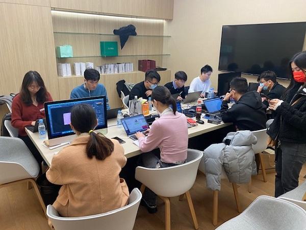 上海|直播带货“出圈”上海 首店新品引流全国