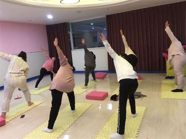 「超级宝妈」220斤孕妈妈的顺产之路,看这里的优生优育“妙招”