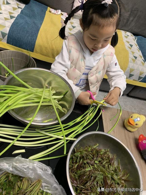 「你的育儿经」驻马店市实验幼儿园开展“宅家不虚度 劳动最光荣”主题教育活动
