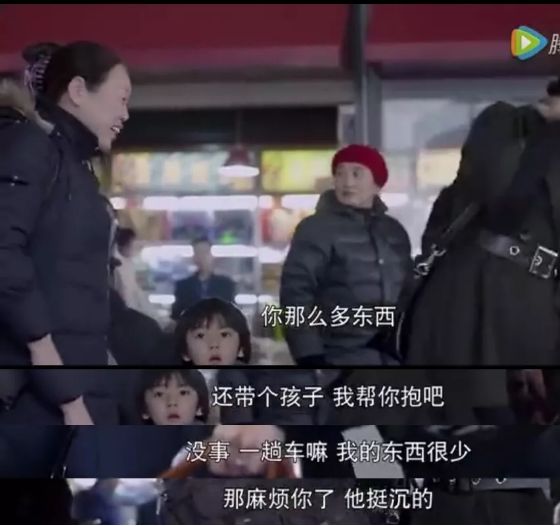 #栀蓝#6岁乞丐街头认出妈妈，却被拒相认：我不是你妈妈，我的孩子在家